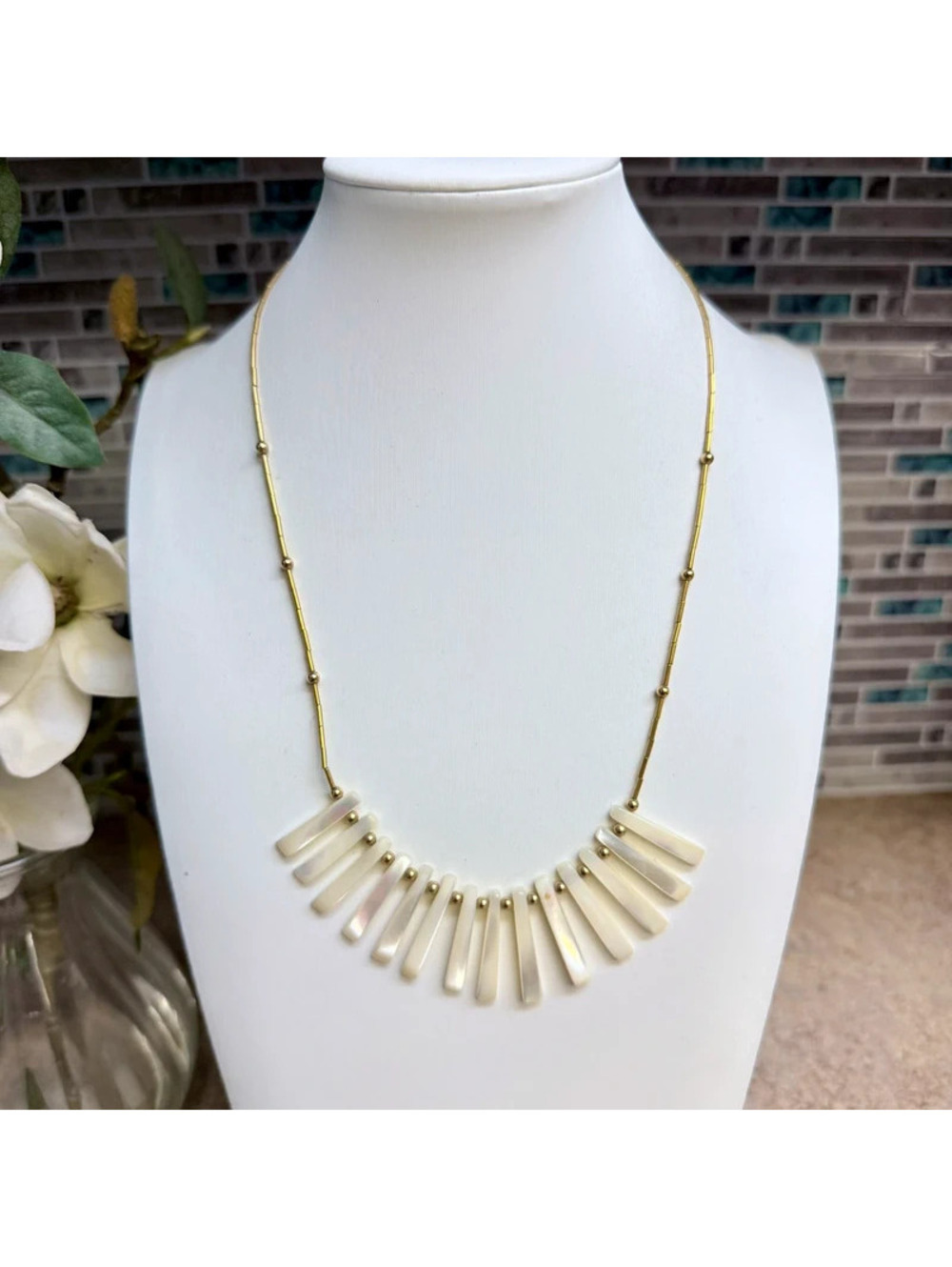 Vintage Mother of Pearl Bib Necklace Gold Tone Liquid Bugle Bead Fringe Boho